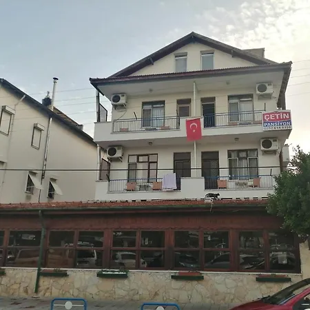 Cetin אכסניה *