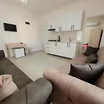 بيت شباب Cetin *